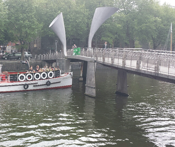 Piratewalks pero's bridge